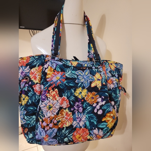 Vera bradley floral tote bag - Picture 12 of 13